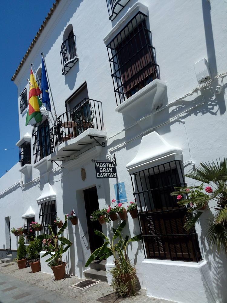 Hostal Gran Capitan Chipiona Exterior photo