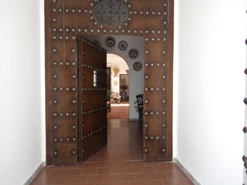 Hostal Gran Capitan Chipiona Exterior photo