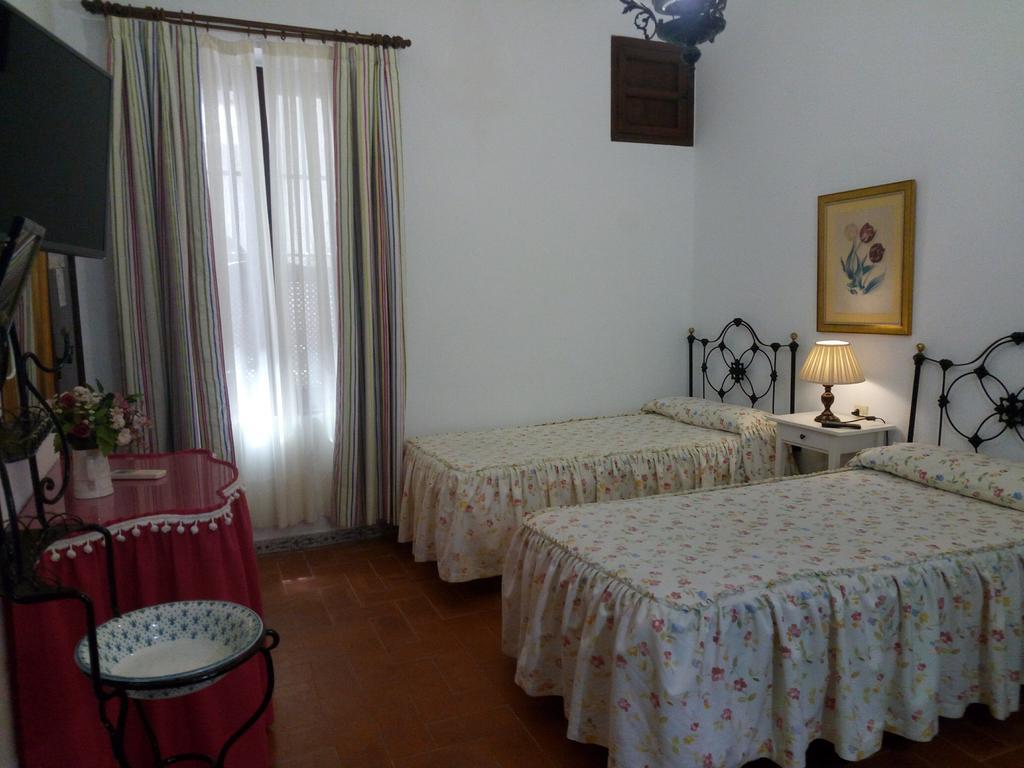 Hostal Gran Capitan Chipiona Exterior photo
